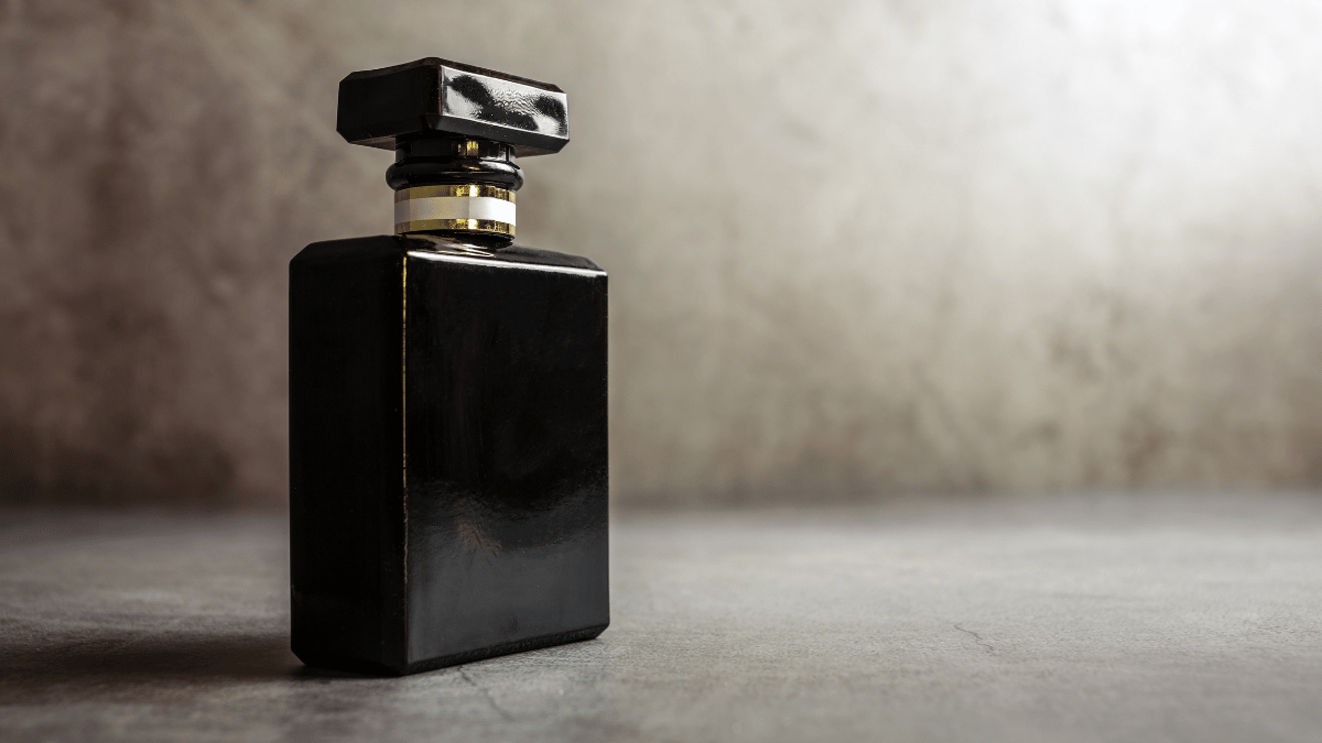 Perfumes marcantes para homens de personalidade forte em eventos formais